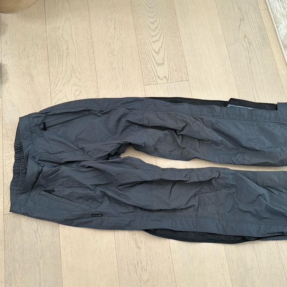 Men’s Columbia ski pants
